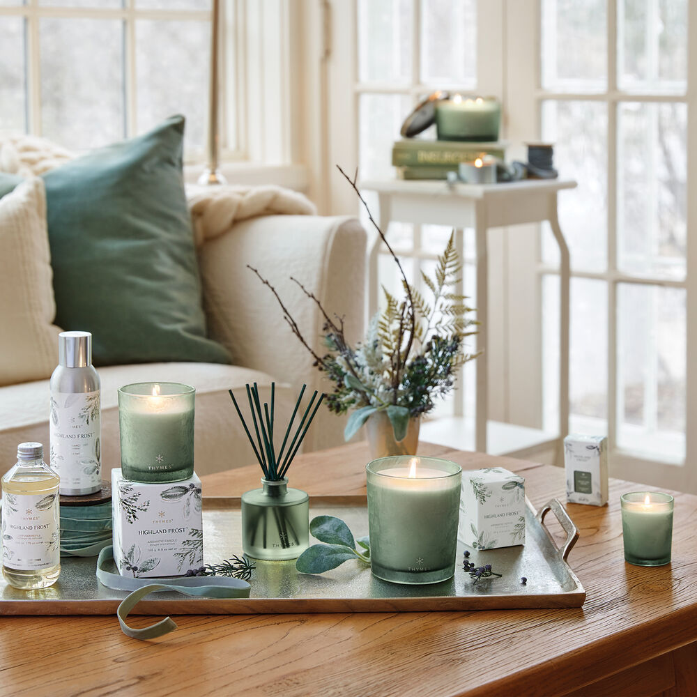 thymes-highland-frost-large-candle image number 2
